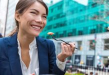 Decoding UAE Labor Laws: Answers to Frequently Asked Questions